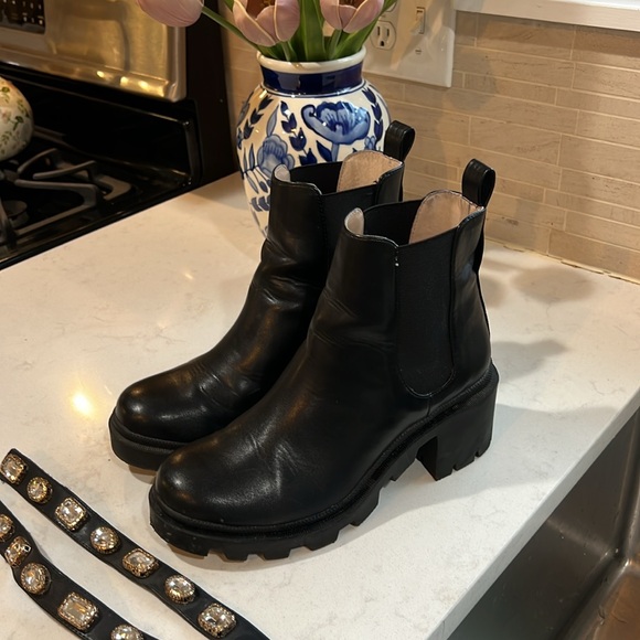 Steve Madden Amulet Ankle Bootie Size 8 - Picture 7 of 13